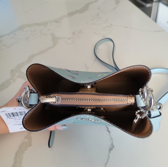 Coach: Mini Town Bucket Bag - Picture 2 of 9